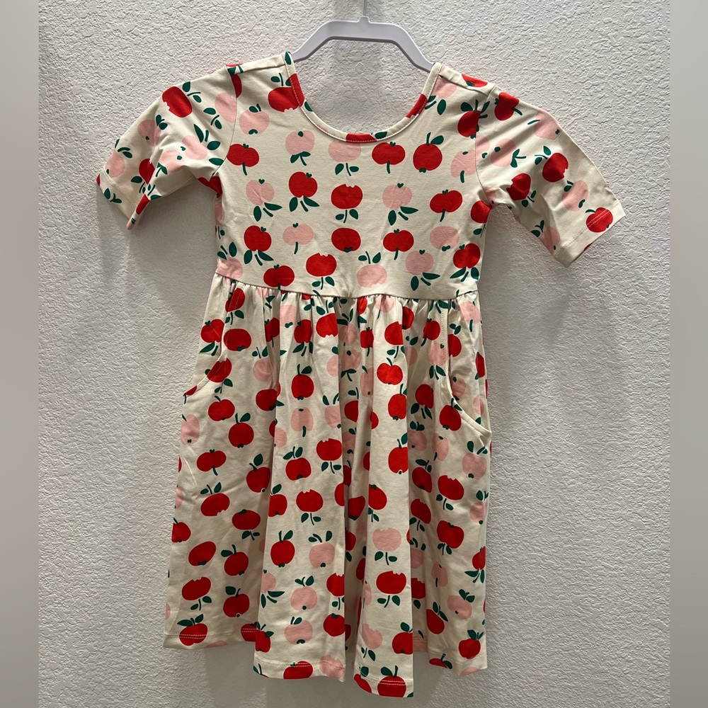 Hanna Andersson Girls Pocket Dress.